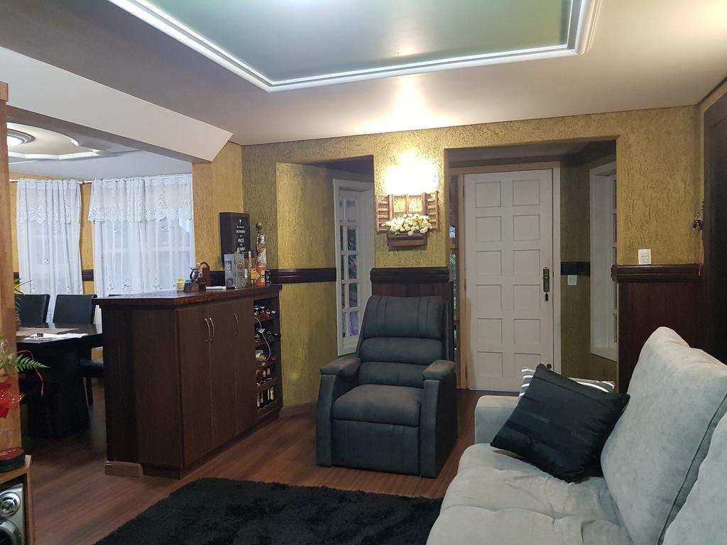 Residencia No Centro De Gramado Villa Buitenkant foto